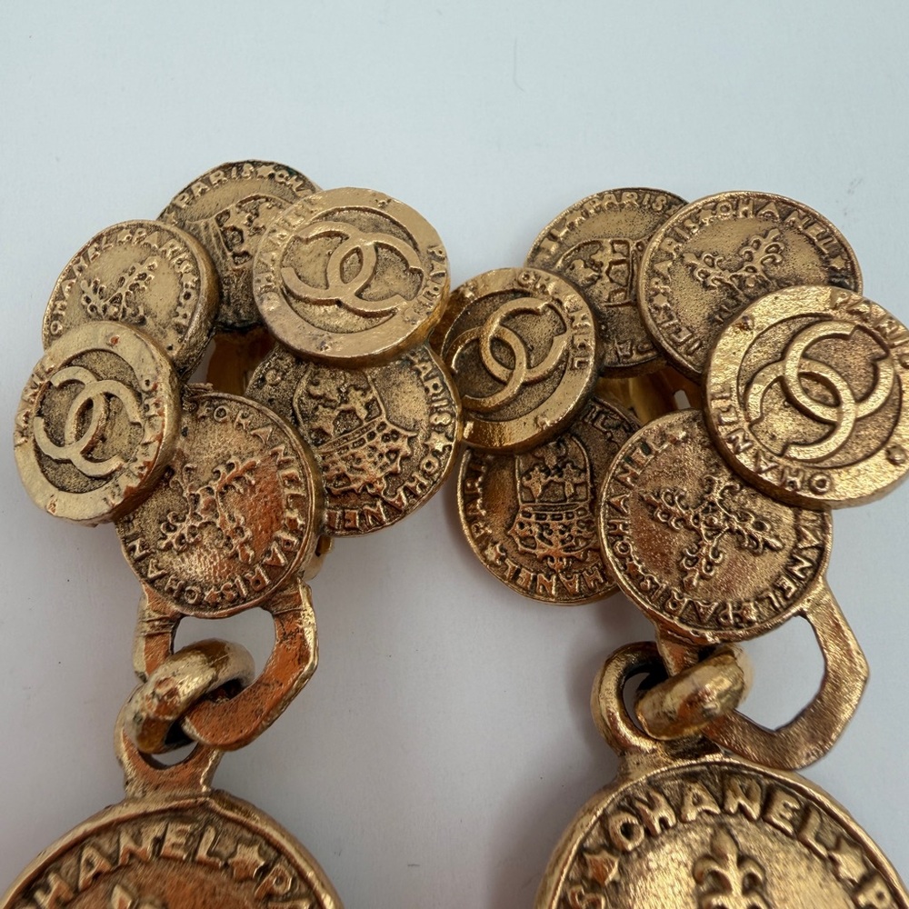CHANEL Gold Metal Coin Medallion Drop Earrings, Signed 28 - Picture 13 of 14